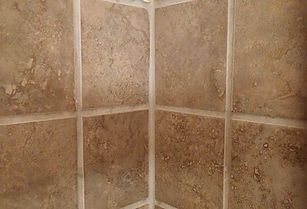 Restored grout lines after pressure extraction in a Noblesville IN kitchen